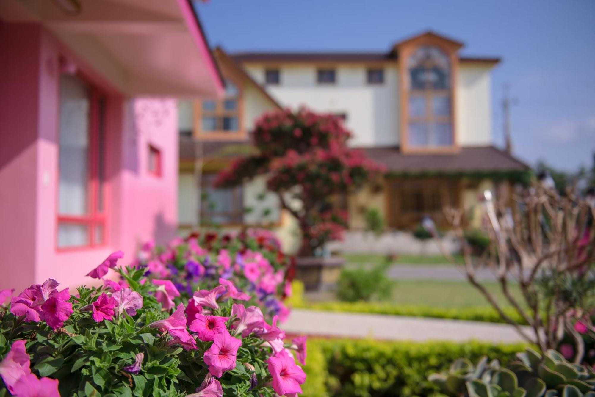 Xinfu Traveler Inn Taiping  Zewnętrze zdjęcie